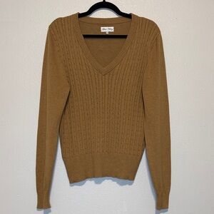Sport Haley Women's V-Neck Cable Knit Sweater - Camel Brown